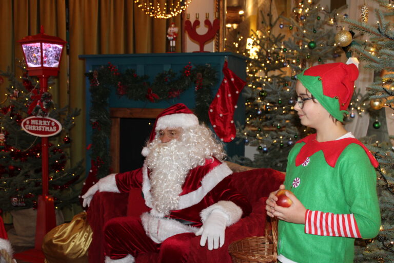 Wizyta przedszkolaków u Świętego Mikołaja w „Burdanówce”